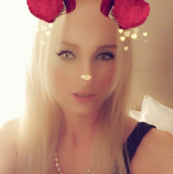 Meet your Posher, Kristina - Picture 1 of 1